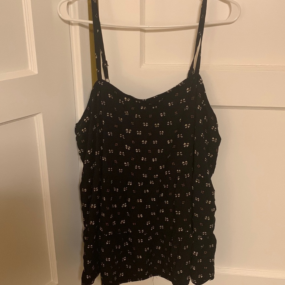Flowery plus size spaghetti strap tank top, black print